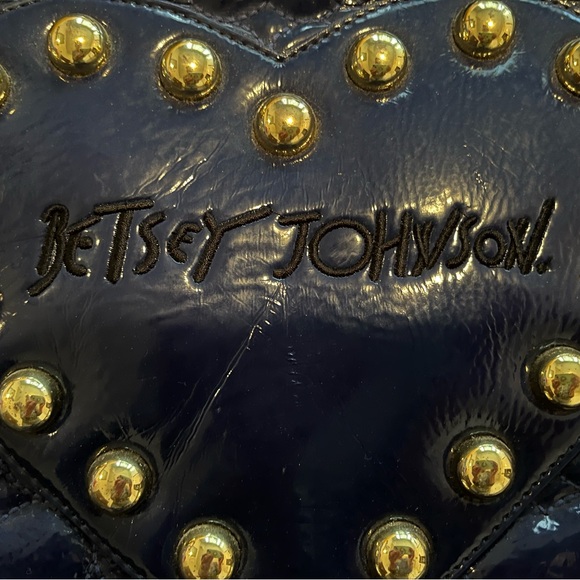 Betsy Johnson Purple Computer Case - Picture 5 of 5